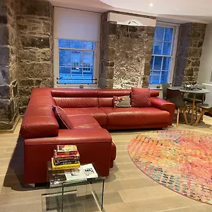 https://the-heart-and-soul-of-the-royal-mile.edinburghhotelsuk.org